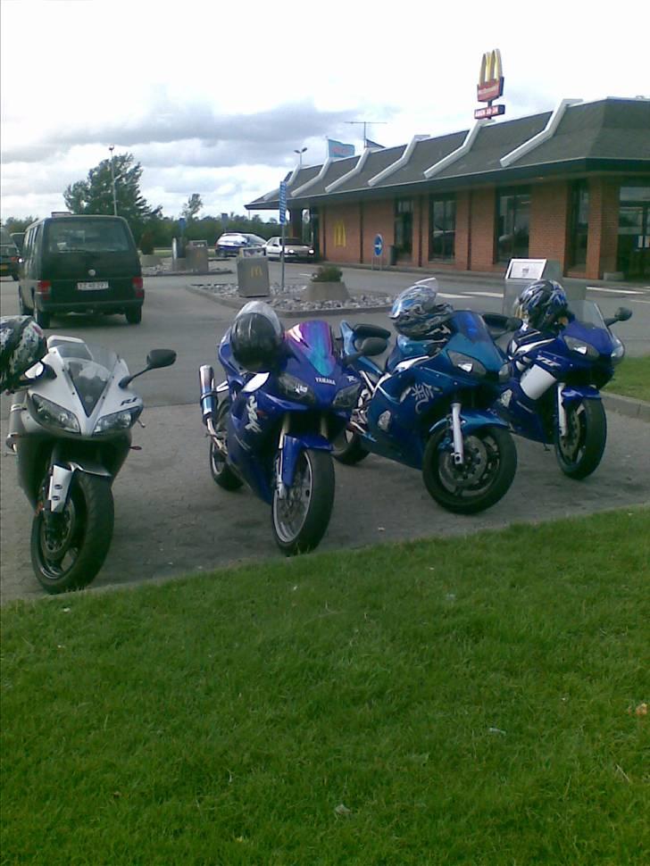 Yamaha R6 solgt billede 14