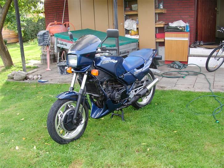 Honda Mvx 250 F **SOLGT** billede 2