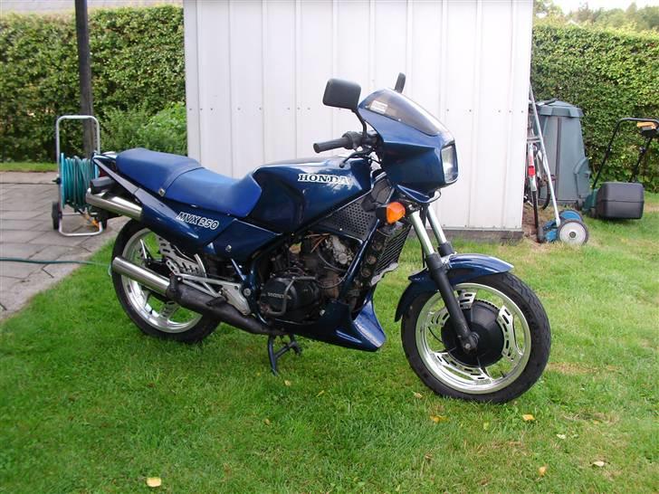 Honda Mvx 250 F **SOLGT** billede 4