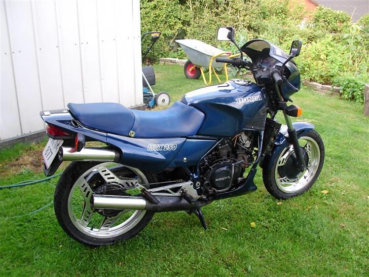 Honda Mvx 250 F **SOLGT** billede 5