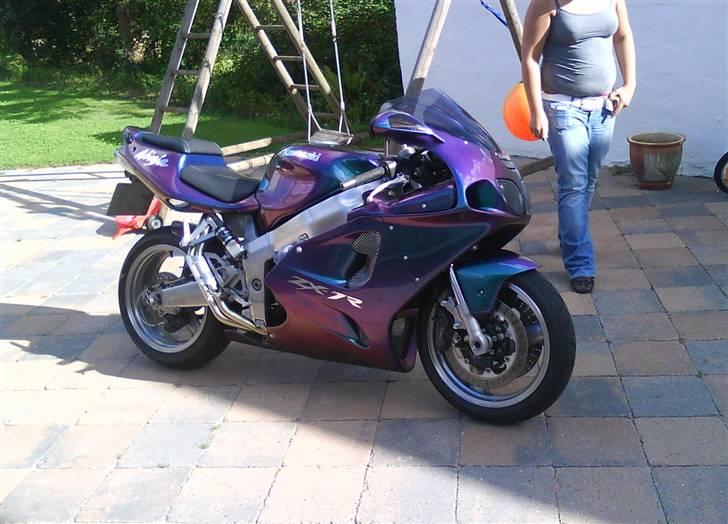 Kawasaki ZX7R - Afgik ved døden - billede 4