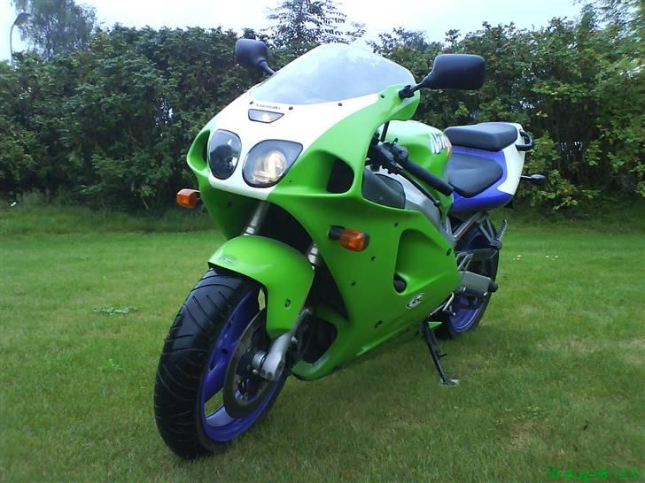 Kawasaki ZX-7R *Banejern* billede 1
