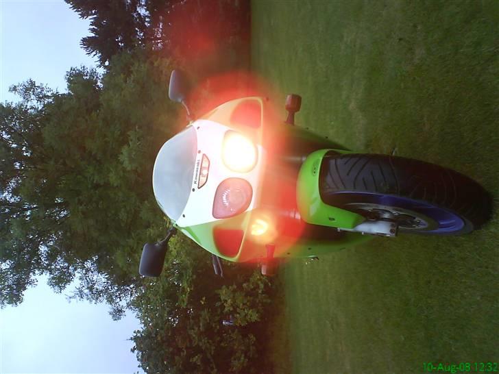 Kawasaki ZX-7R *Banejern* billede 4