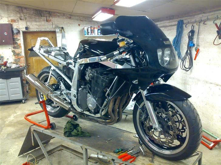 Suzuki GSX R 750 "gixxer"(SOLGT) - skruge tid billede 16