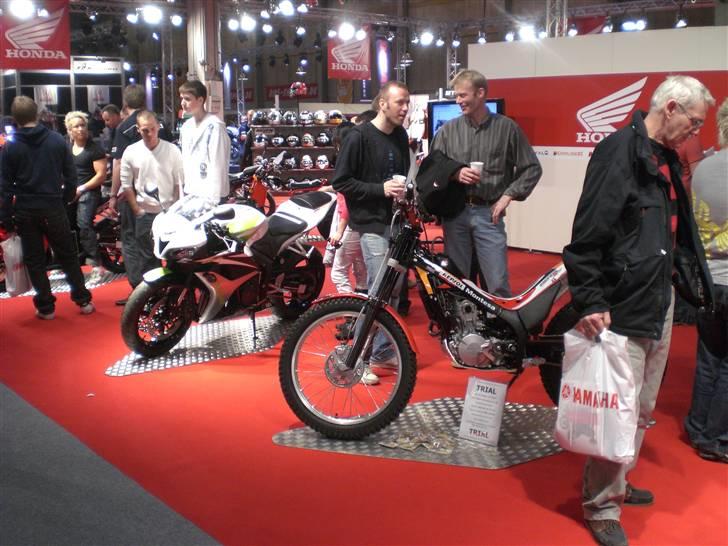 Honda Repsol 4 RT Trial   Solgt - På Hondastanden til MC-messe 2008 billede 6
