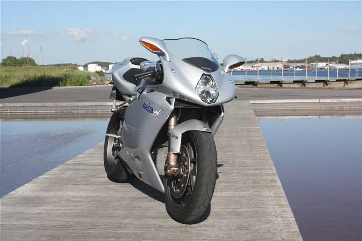 MV Agusta F4 750 S 1+1 SOLGT billede 3