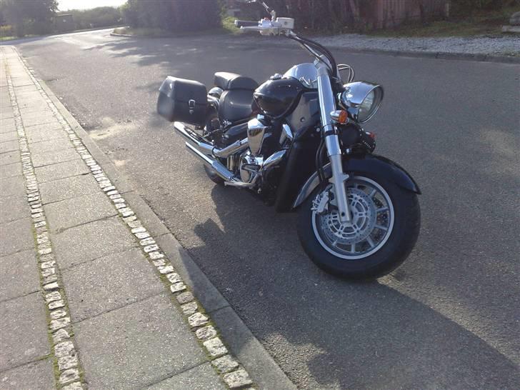Suzuki Intruder VLR1800C billede 4