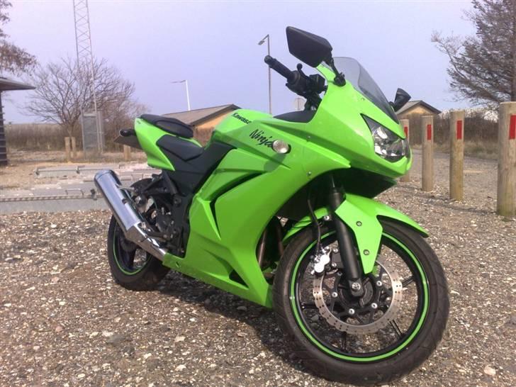 Kawasaki NINJA 250R (Solgt) billede 4