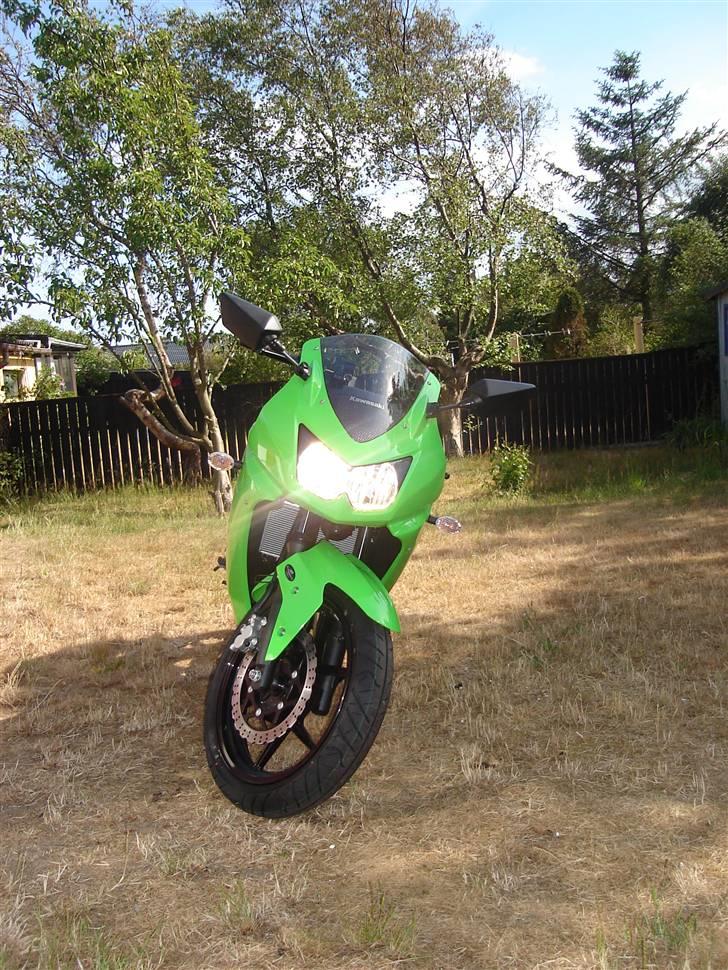 Kawasaki NINJA 250R (Solgt) billede 10