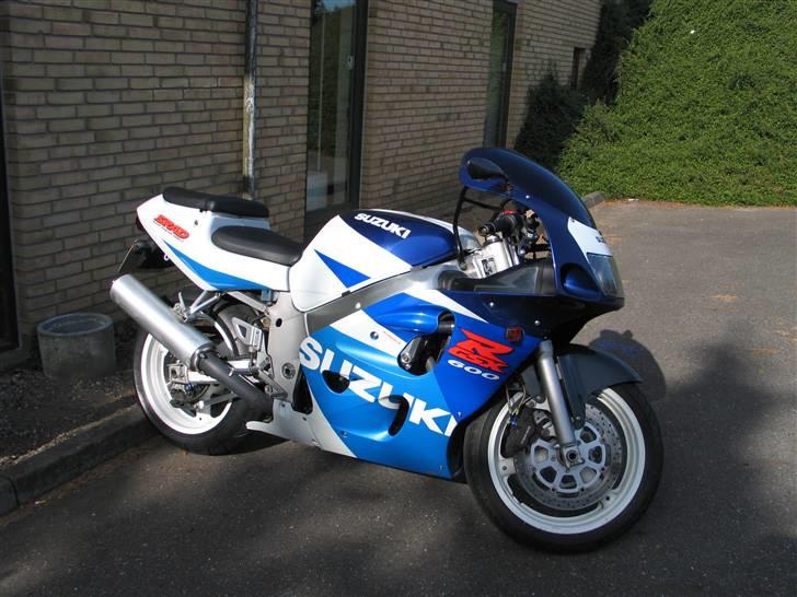 Suzuki GSX-R600 SRAD (SOLGT) billede 2