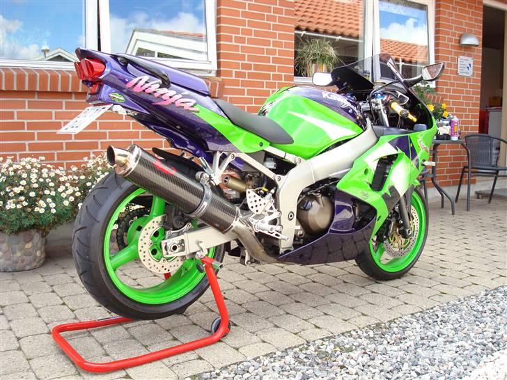 Kawasaki ZX6R billede 1