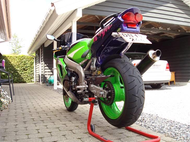 Kawasaki ZX6R billede 6