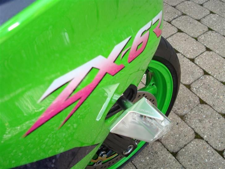 Kawasaki ZX6R billede 9