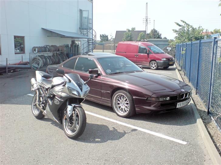 Yamaha yzf R1 billede 1