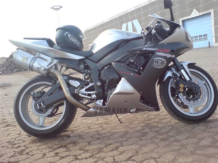 Yamaha yzf R1 billede 5