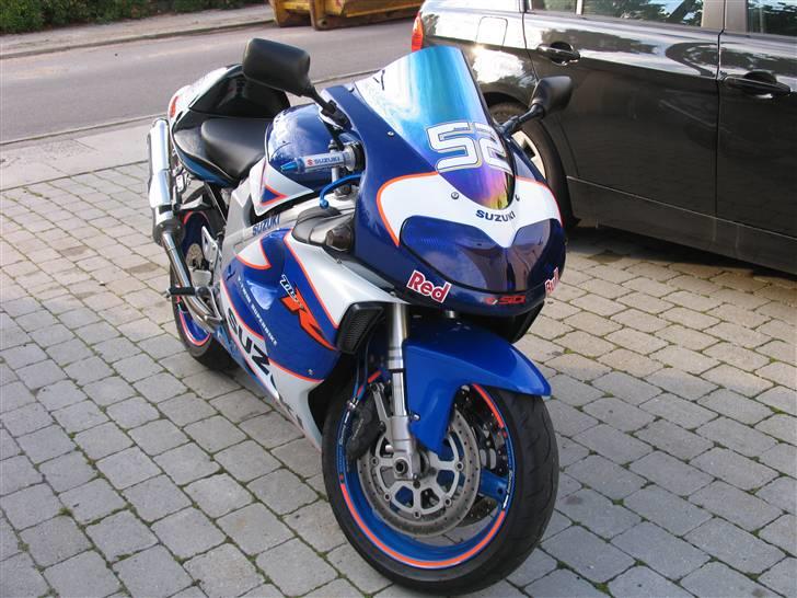 Suzuki TL1000R *SOLGT* billede 1