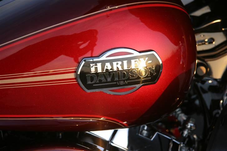 Harley Davidson FLHTCU Ultra Classic billede 2