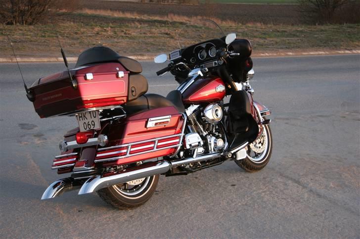 Harley Davidson FLHTCU Ultra Classic billede 4