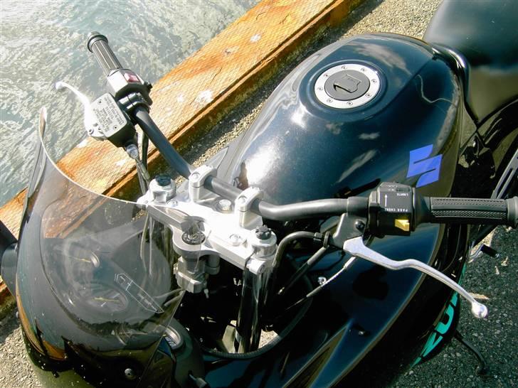 Suzuki GSX 600 F (Solgt) billede 13