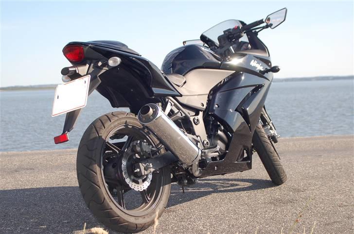Kawasaki Ninja 250R *SOLGT* billede 12