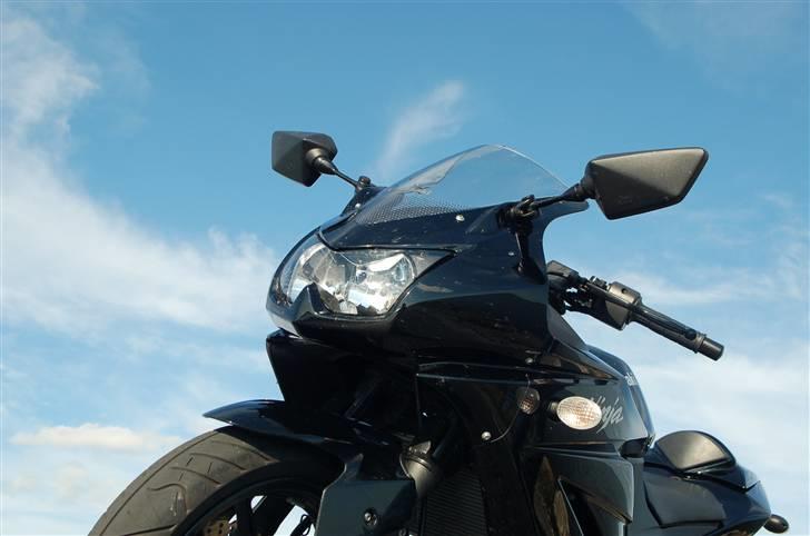 Kawasaki Ninja 250R *SOLGT* billede 19