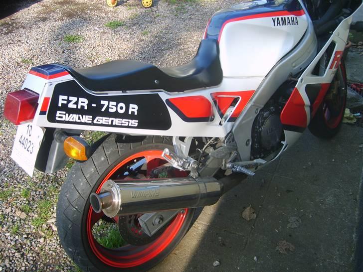 Yamaha FZR 750R Genesis billede 4