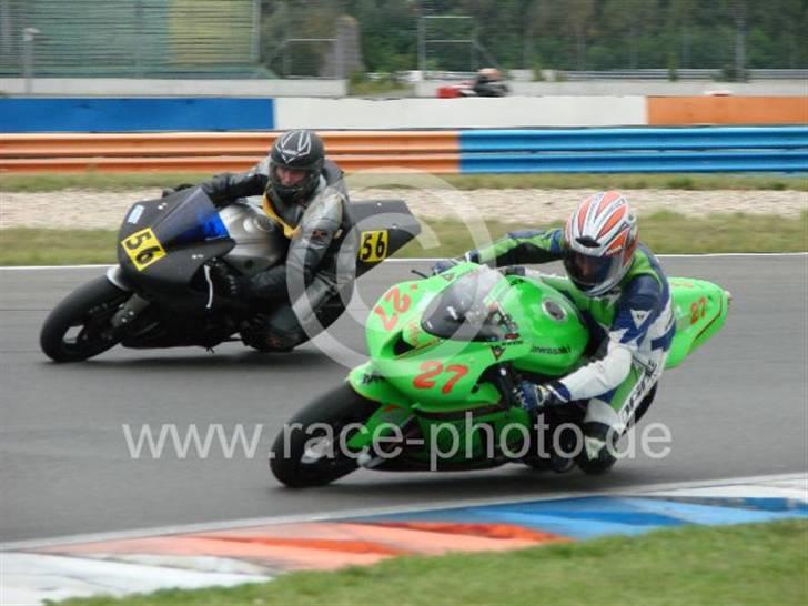 Yamaha yzf R1 - Samme cykel bare med racerkåber billede 6