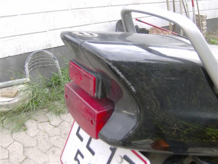 Honda CB 500 - her har den været for tæt på noget armeringsjern billede 10