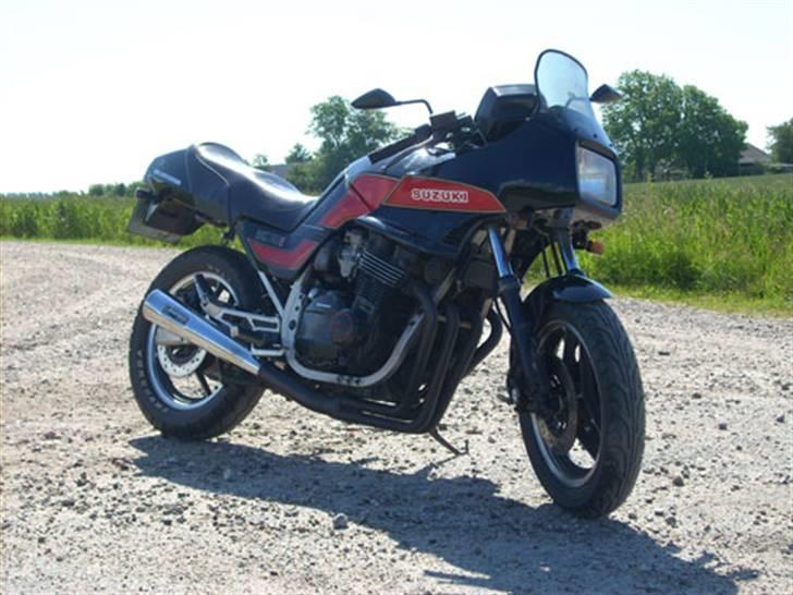 Suzuki GSX 750 E **SOLGT** billede 2