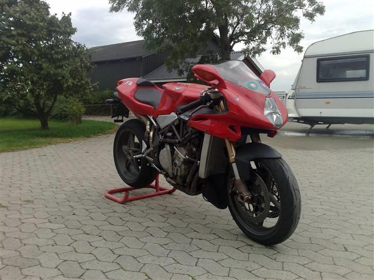 MV Agusta 750 F4 billede 3