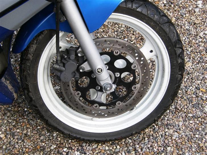 Suzuki GS 500 F: Total smadret billede 7