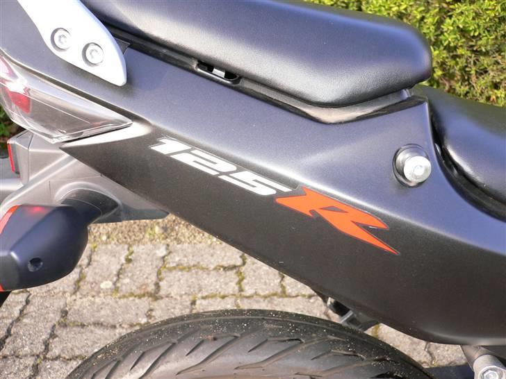 Honda CBR 125R (SOLGT) [Tidl. motorcykel] billede 7