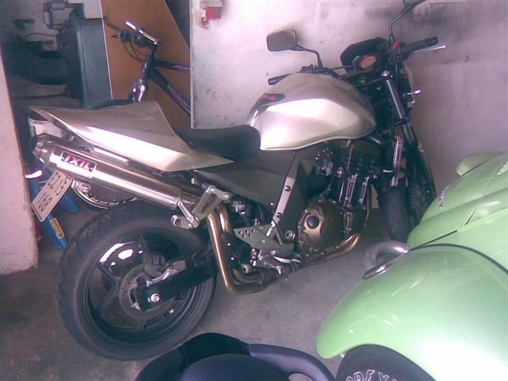 Kawasaki Z750 billede 2