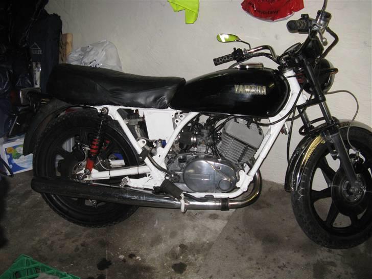 Yamaha RD 400 billede 1