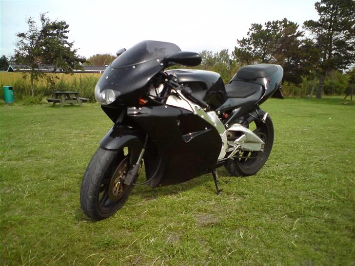 Aprilia rs 250 billede 1