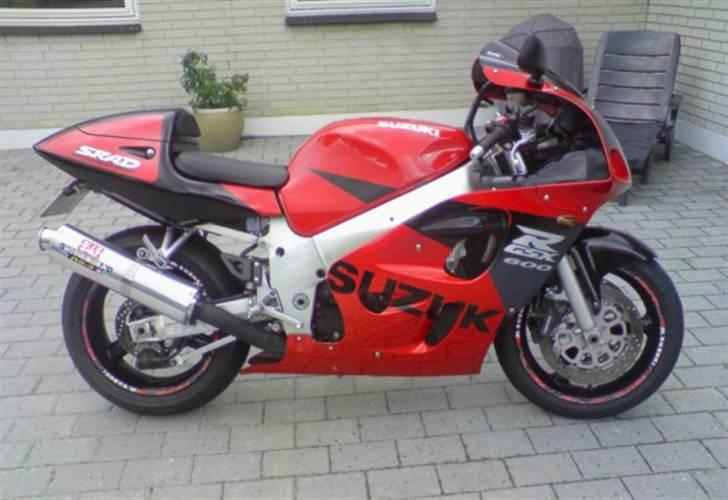 Suzuki gsx-r 600 - Solgt billede 4
