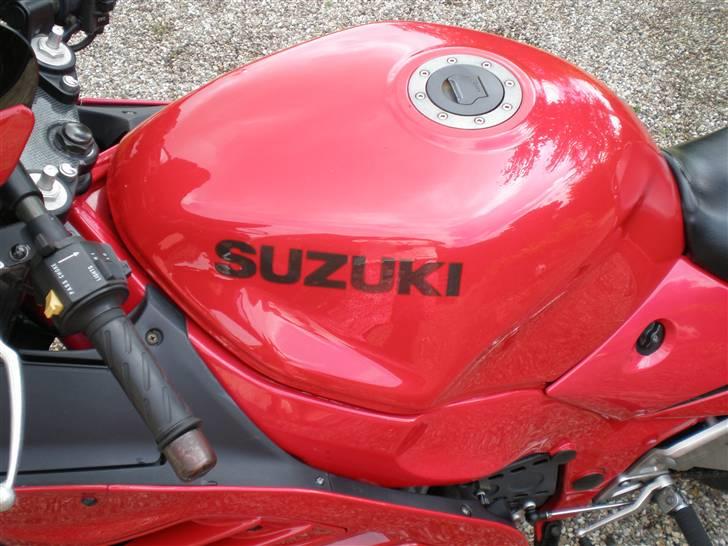 Suzuki RF600R billede 10