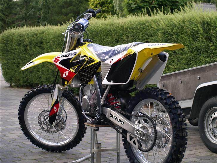 Suzuki RM125k8*solgt* billede 2
