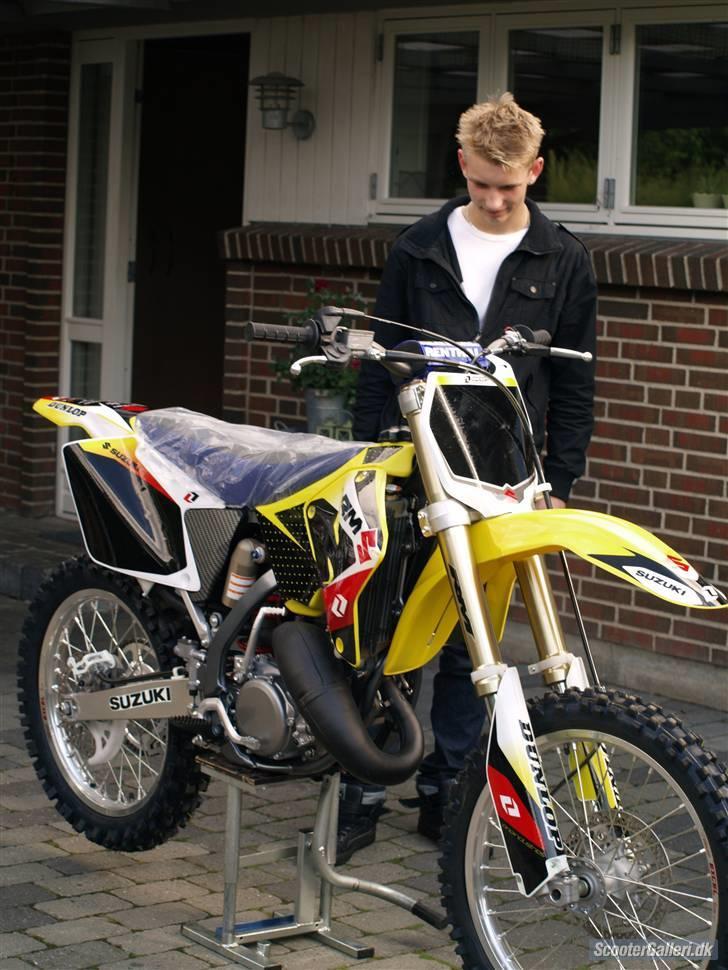 Suzuki RM125k8*solgt* billede 5