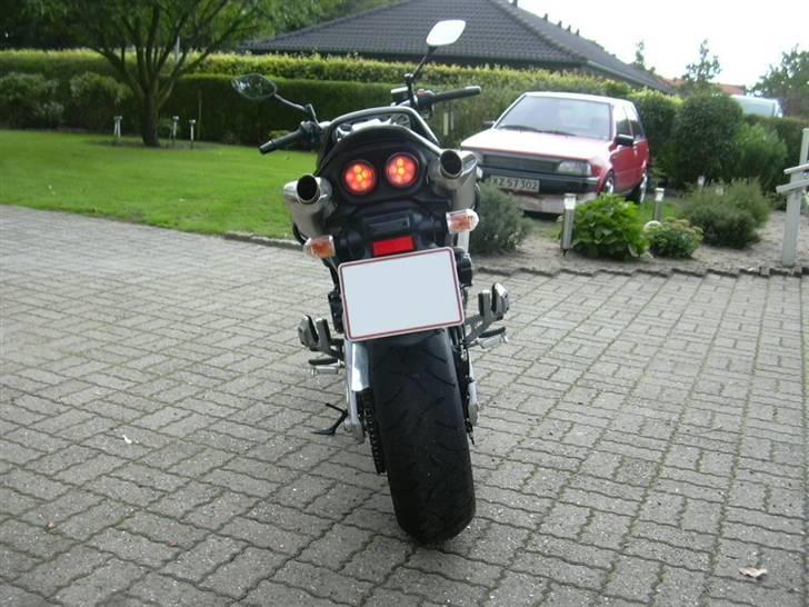 Suzuki GSR 600 [ Solgt ] - Standard billede 3