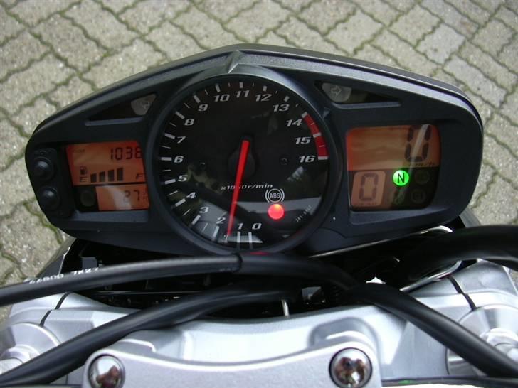 Suzuki GSR 600 [ Solgt ] billede 5