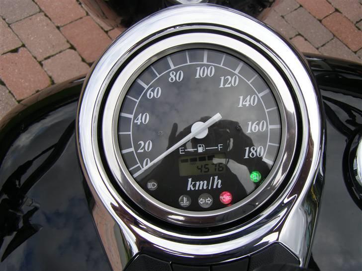 Suzuki C 800 - det er ikke meget for en 2002 model billede 3