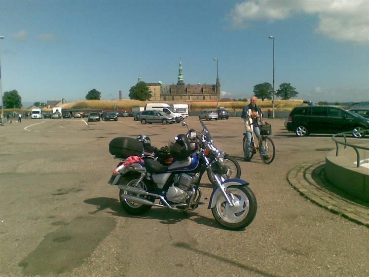 CZ 180 - Måske skulle jeg sælge konens cykel og nappe sådan en i stedet. billede 8