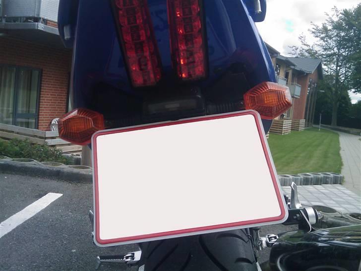 Suzuki SV650S K4 - SOLGT - Hjemmelavet nrpladeholder billede 3