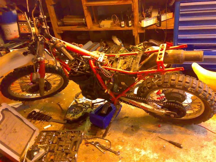 Suzuki TL1000R Solgt:( billede 16