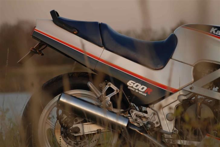 Kawasaki GPZ 600R - SOLGT billede 6