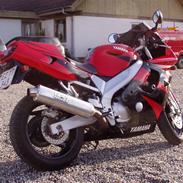 Yamaha FZR 600 R (er solgt )