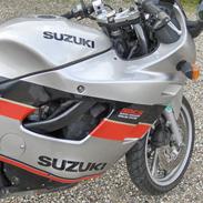 Suzuki Gsx 750F