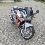 Suzuki Gsx 750F
