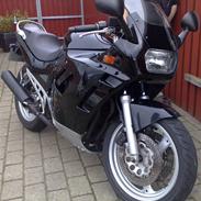 Suzuki GSX 600 F